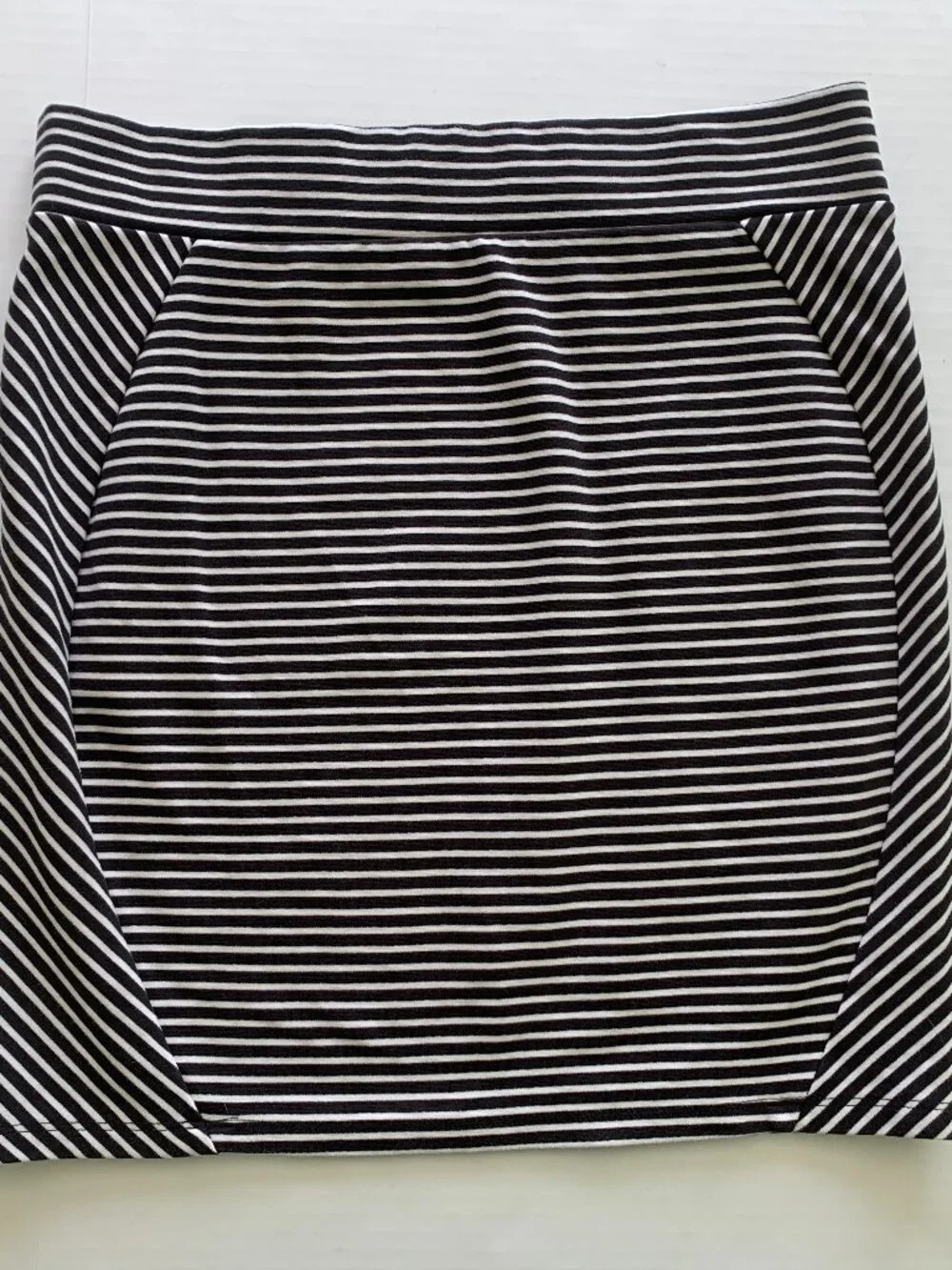 Toad&Co Transita Striped Pencil Skirt Women Size M Black White Stretch Casual